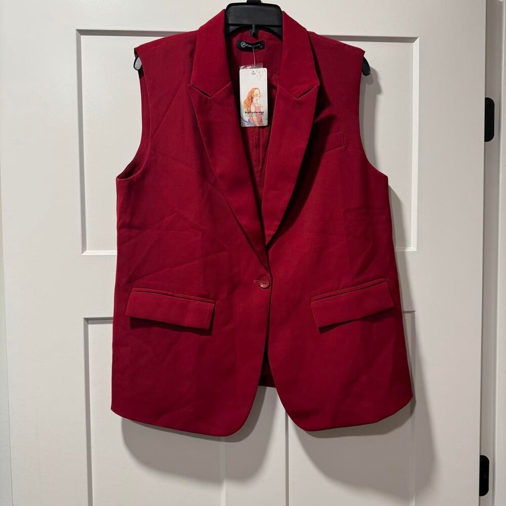 Unbranded Women's Burgundy and Red Gilet